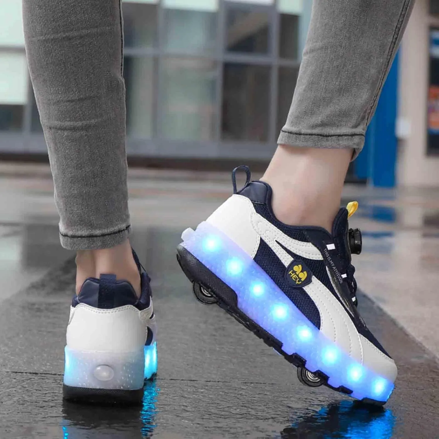 11 LED Light Up Kids Roller Skate Shoes with Wheel, Sneakers for Boys Girls Birthday Thanksgiving Christmas Day