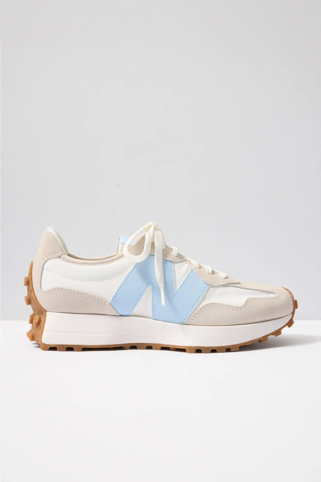 327 Sneaker