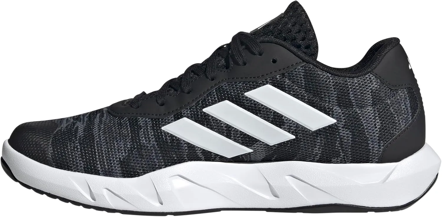 adidas Men's Amplimove Training Sneaker