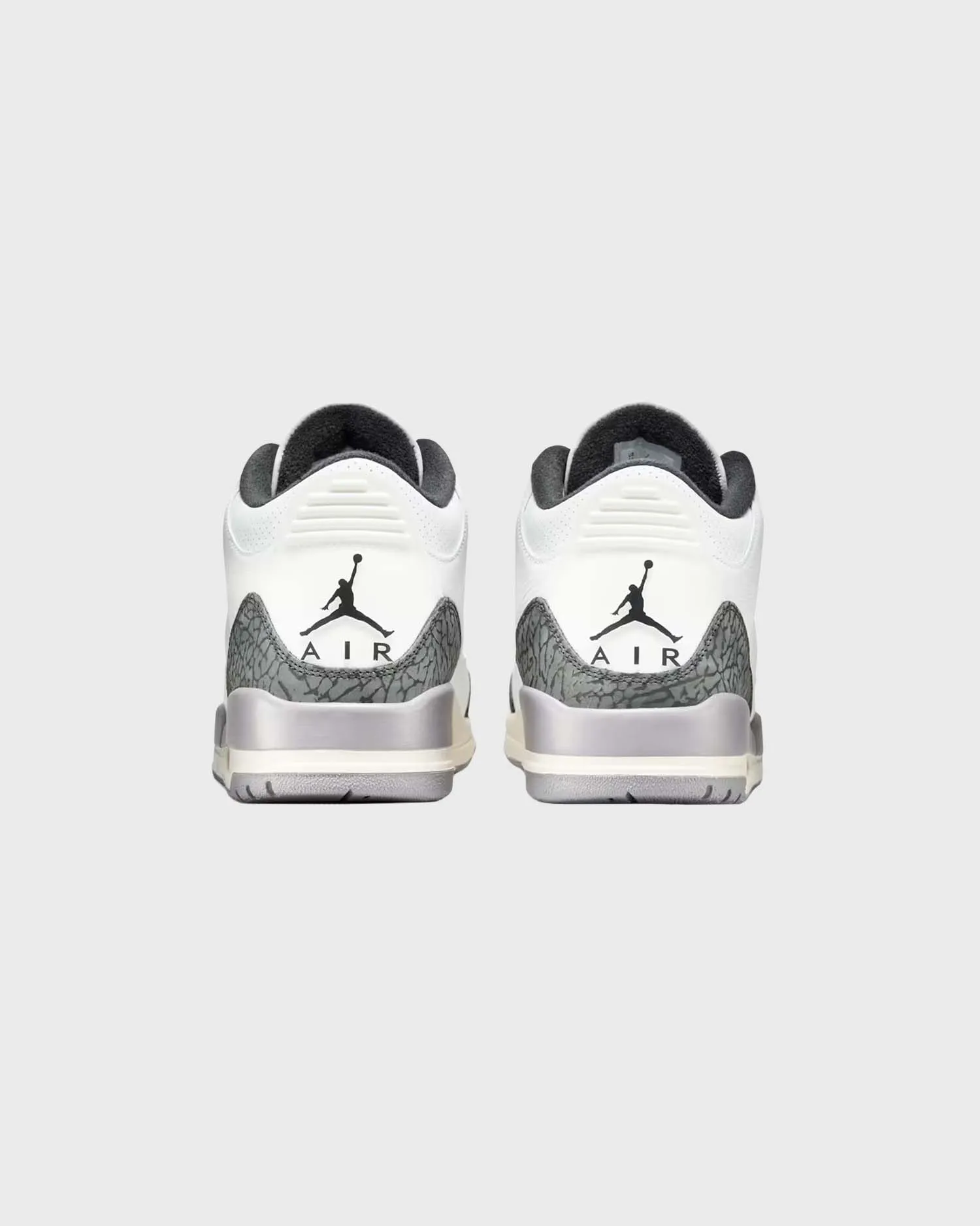 Air Jordan 3 Retro Cement Grey