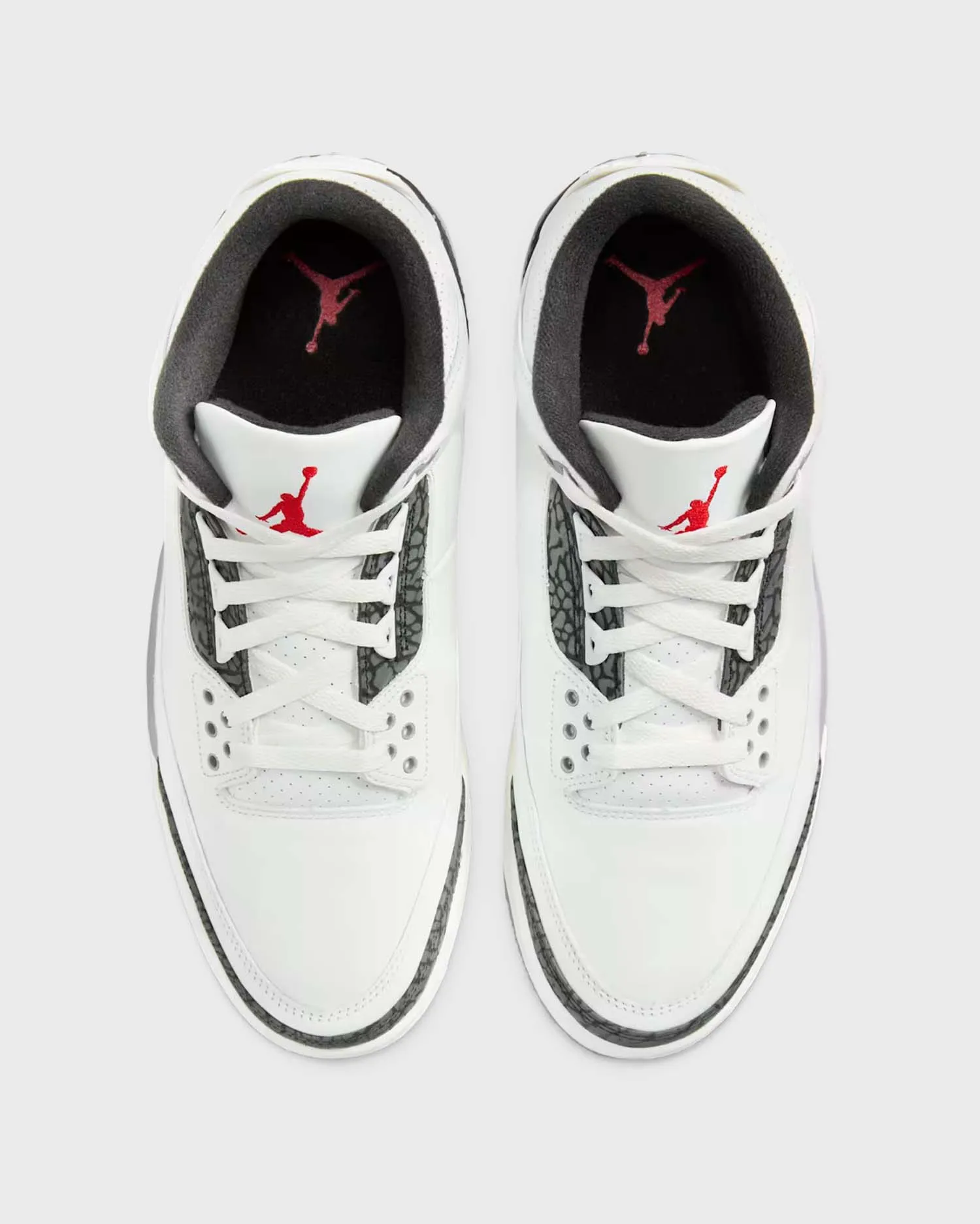 Air Jordan 3 Retro Cement Grey