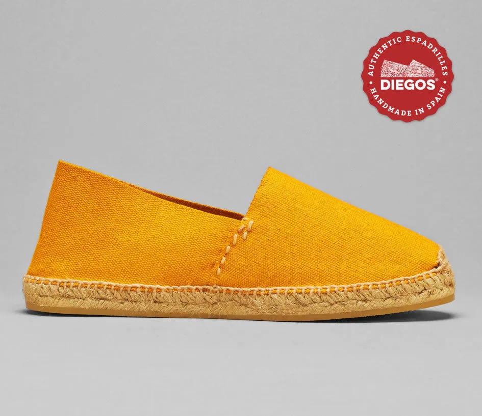 Alpargatas ámbar dorado