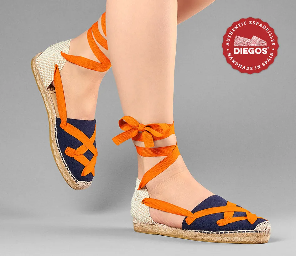 Alpargatas planas Lola clásicas cordones azul marino