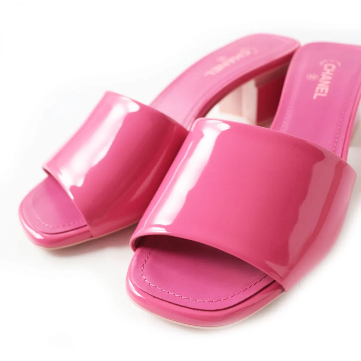 CHANEL Sandals Patent leather Dark pink x light pink 36