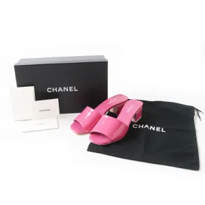 CHANEL Sandals Patent leather Dark pink x light pink 36