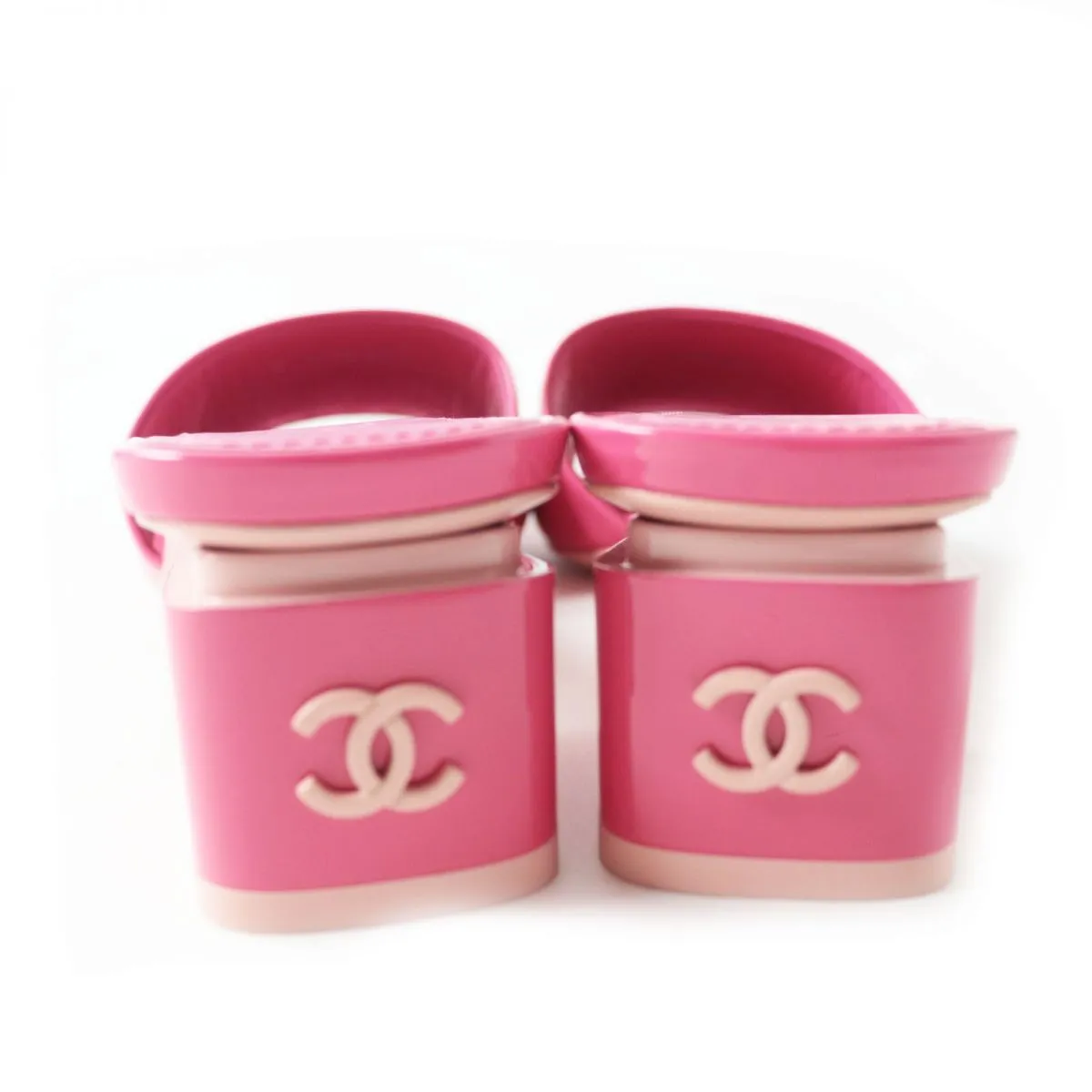CHANEL Sandals Patent leather Dark pink x light pink 36