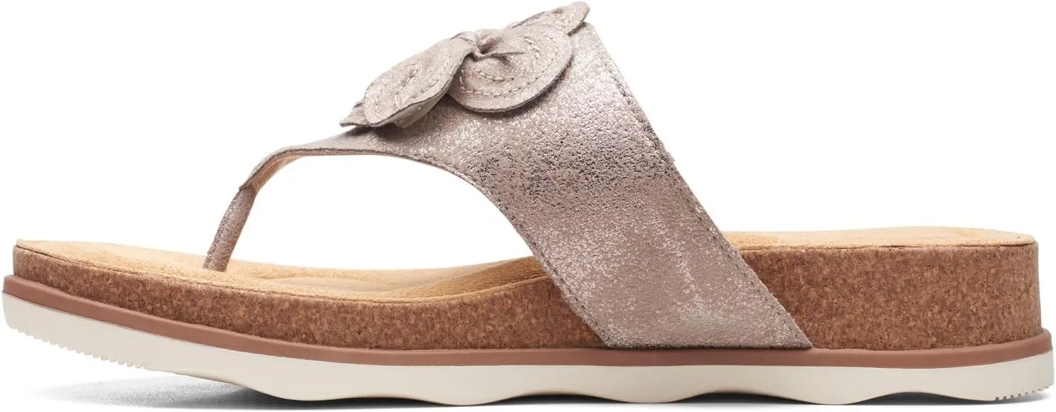 Clarks Women's Brynn Style Flat Sandal