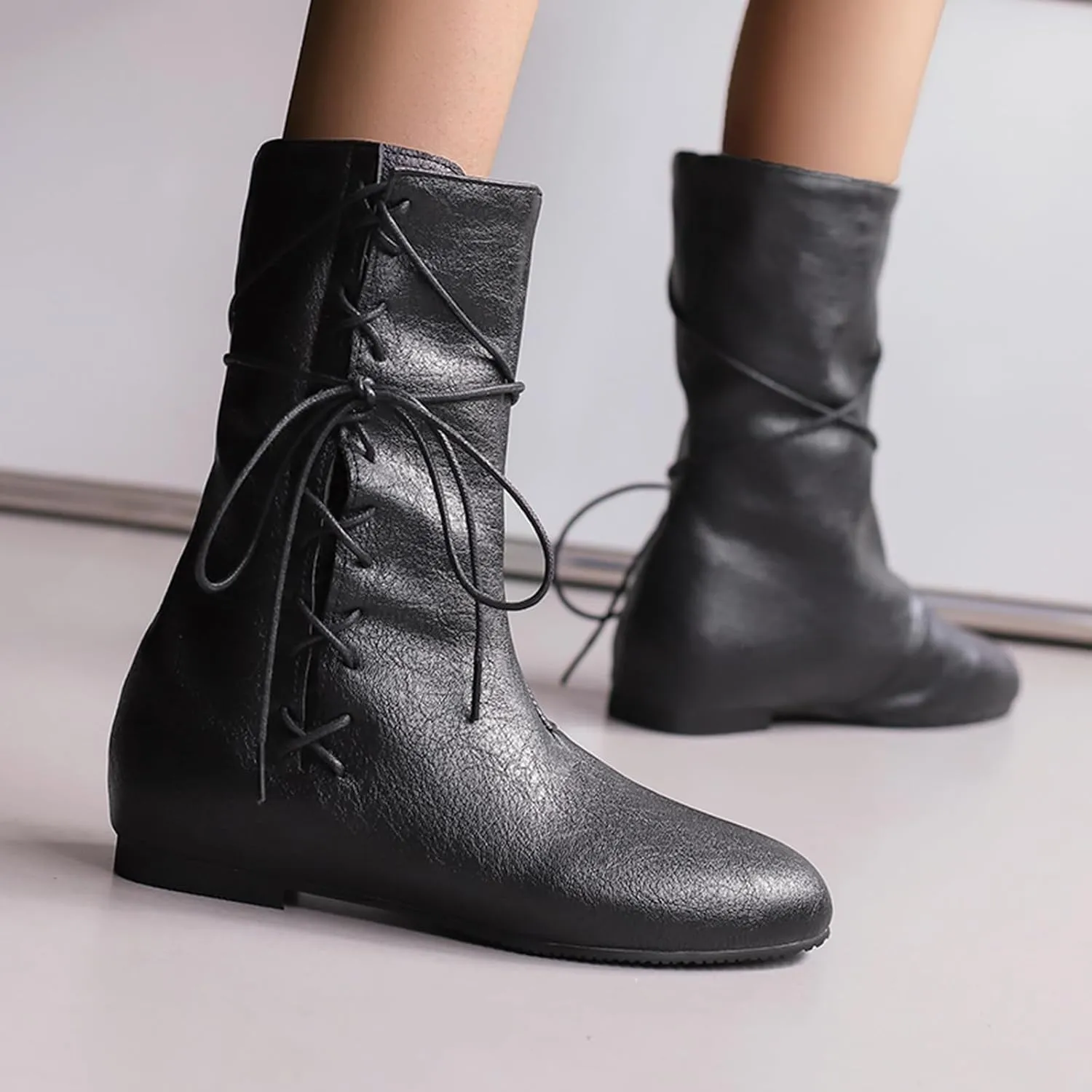 Cozivwaiy Women Vintage Flats Short Boots Lace up Comfortable Boots Round Toe Pirate Cosplay