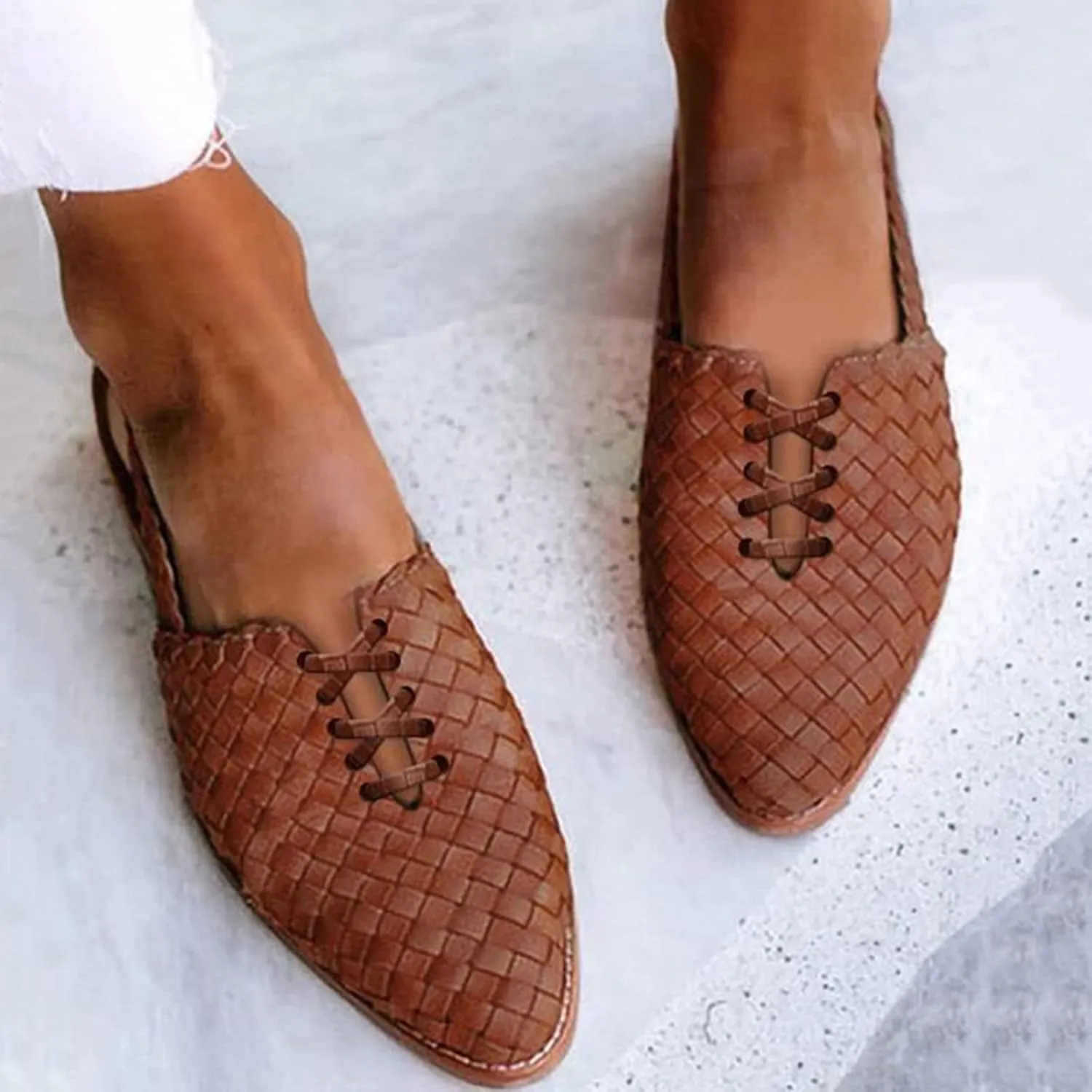 Cutout Sandal for Women Fashion Pointed Toe Closed Toe Weave Strap Buckle Casual Flat Sandalias Summer Comfortable Low Heel Slides Mules Shoes