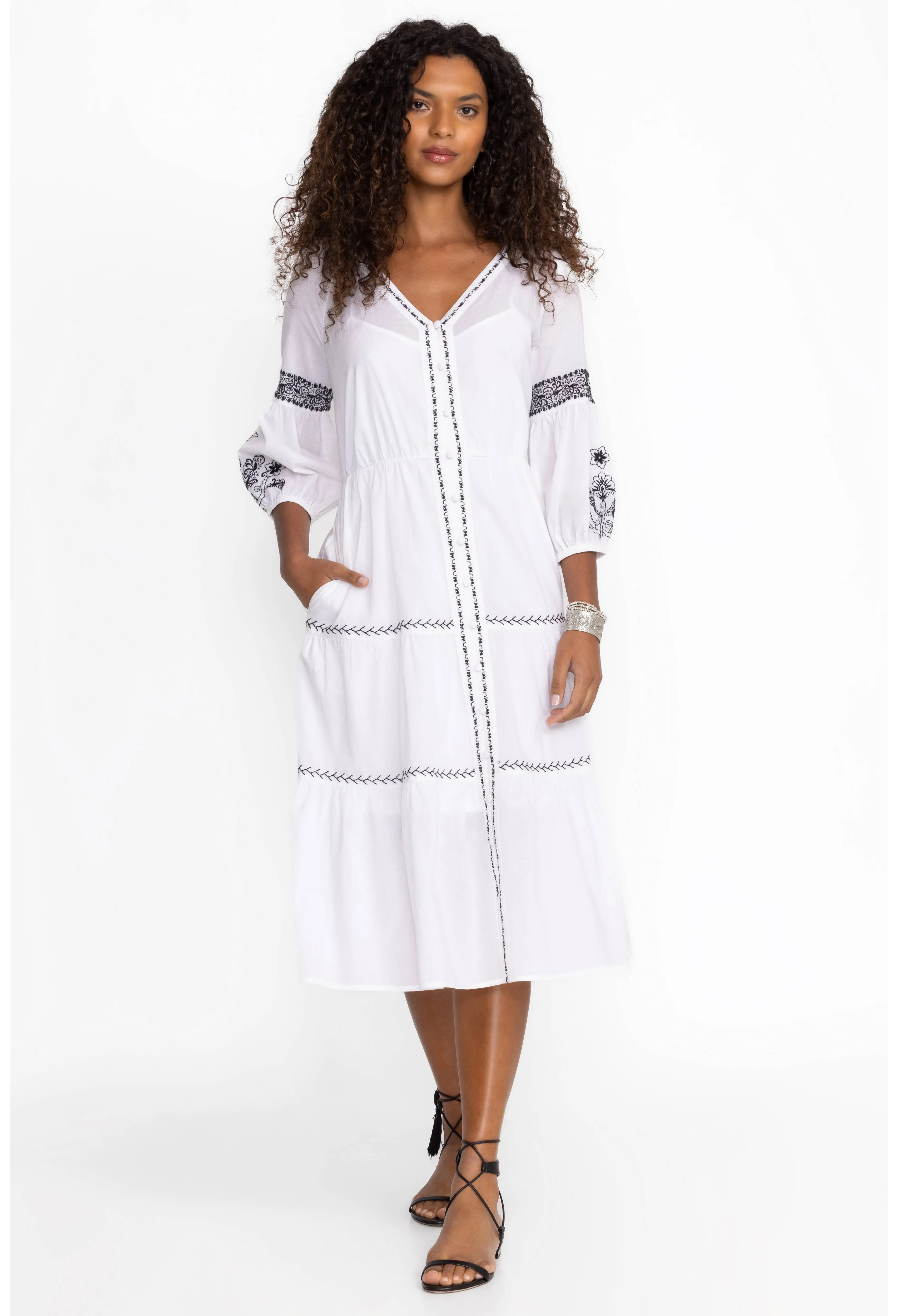 Dress Irenie Tiered - Cam Midi Ready-made selection Trend-setting