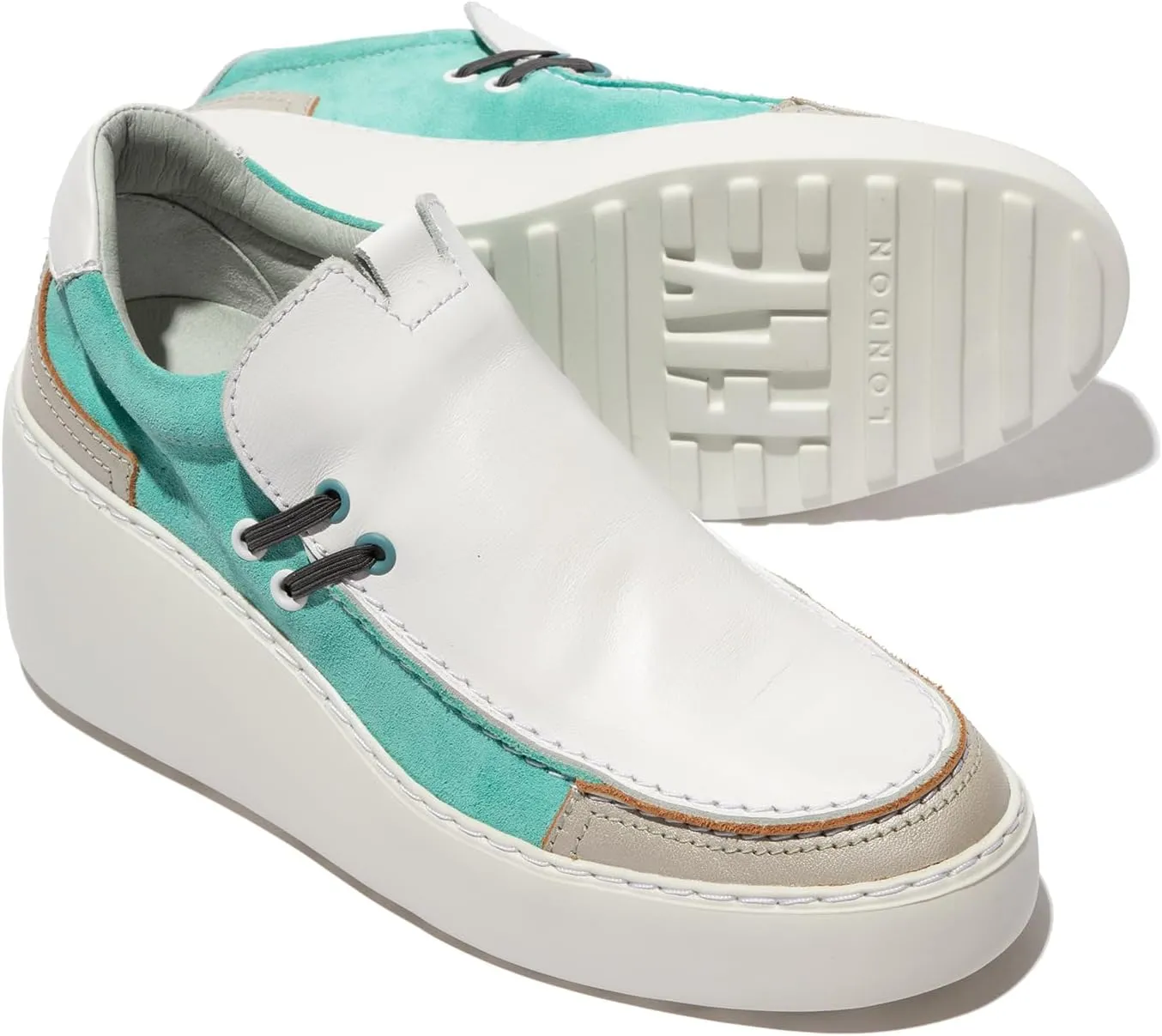 FLY London Women's Davy667fly Moccasin