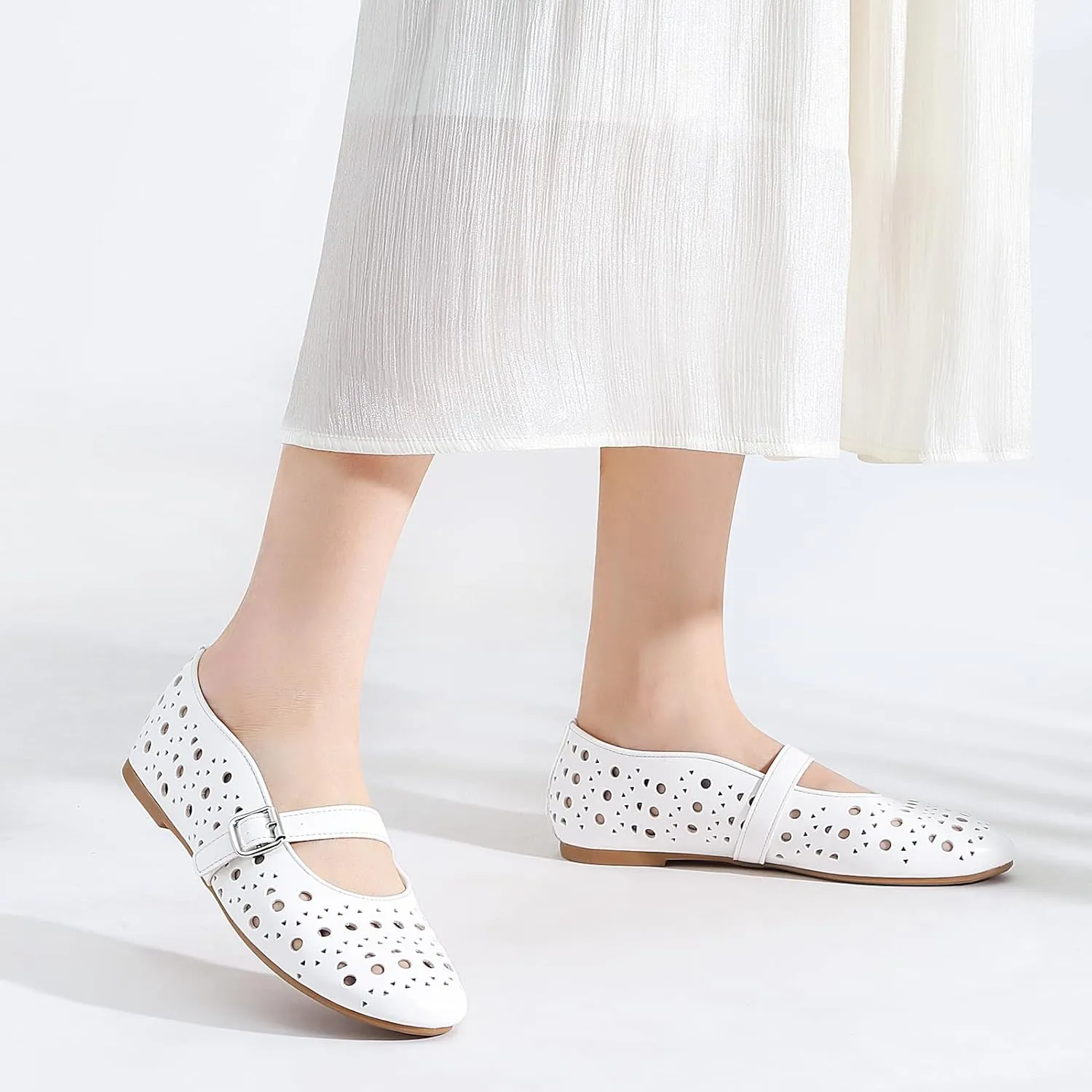 Greatonu Women's Flats Cut Out Round Toe Slip On Floral Ballet Flat Comfortable Lace Flats Dressy