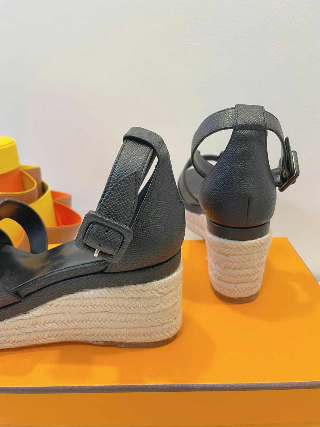 HM  Elda espadrille Black Cowhide 212234