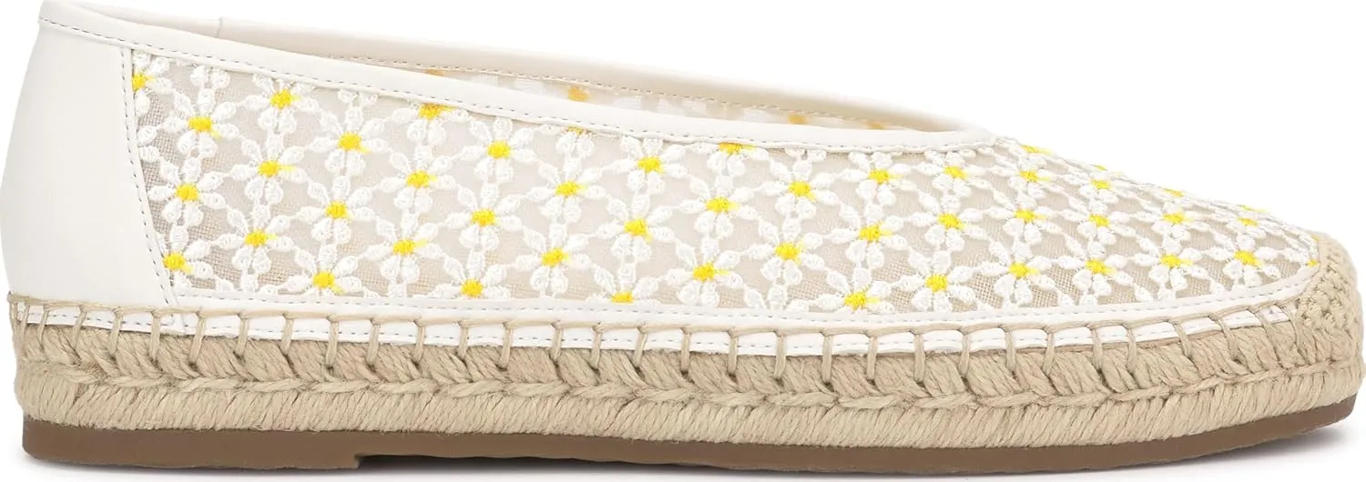 Jessica Simpson Women's Lucciea Ballet Flat
