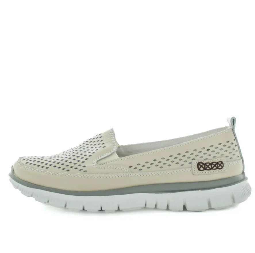 Just Bee Cobby White