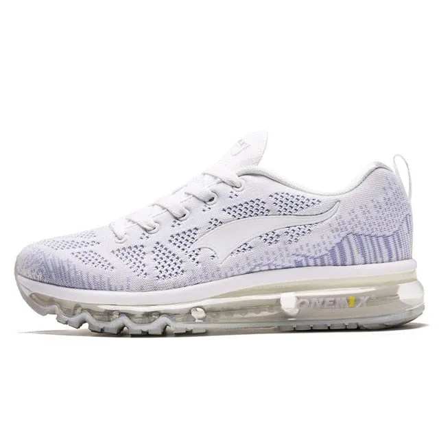 Light Unisex Sneaker
