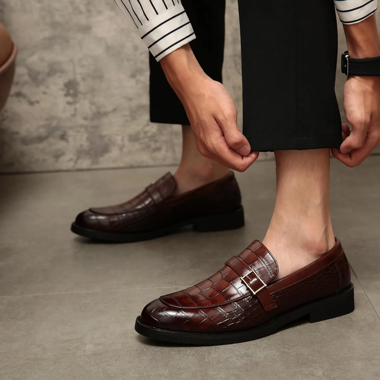 Men's Crocodile Print Pointed Toe Slip On Bit Loafer Shoes - Stylish Formal Dress Shoes for Wedding Party