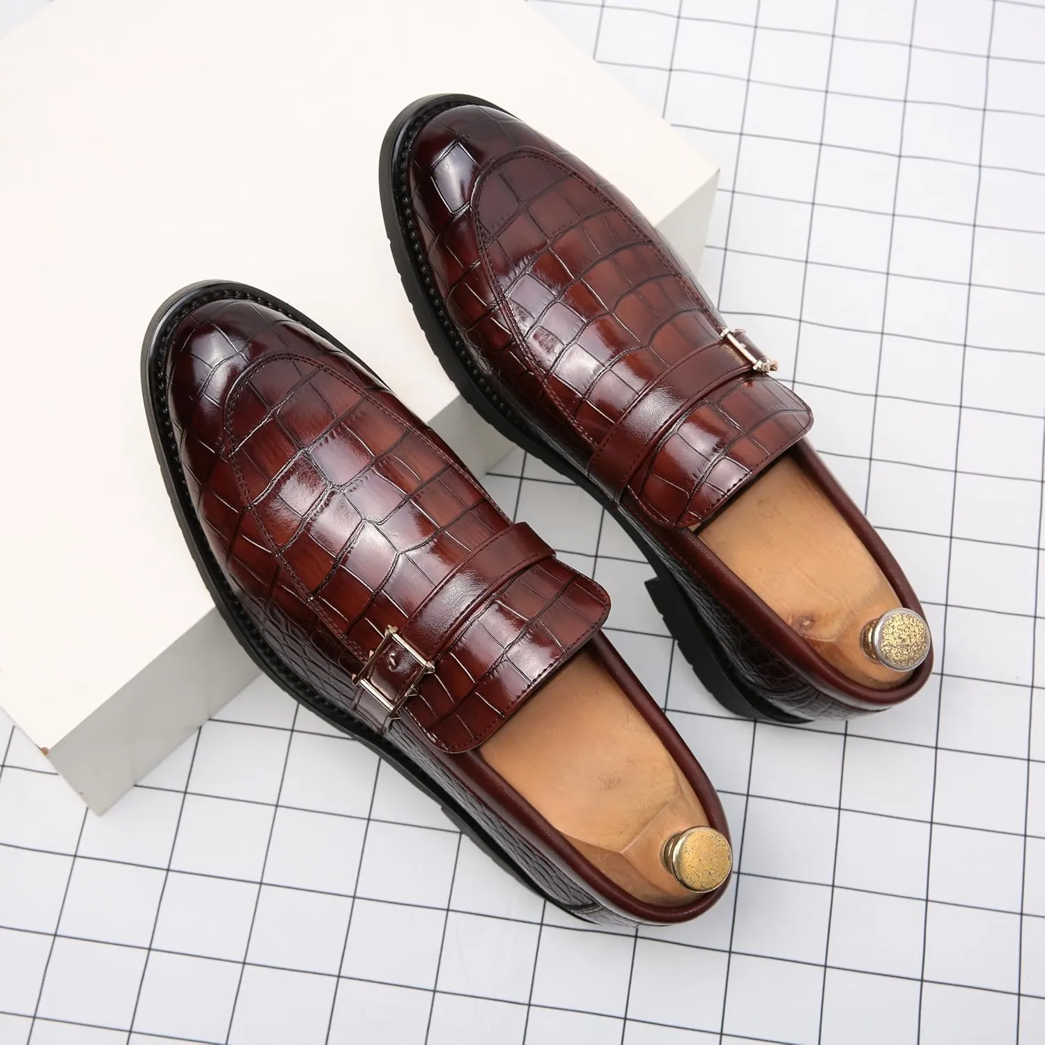 Men's Crocodile Print Pointed Toe Slip On Bit Loafer Shoes - Stylish Formal Dress Shoes for Wedding Party