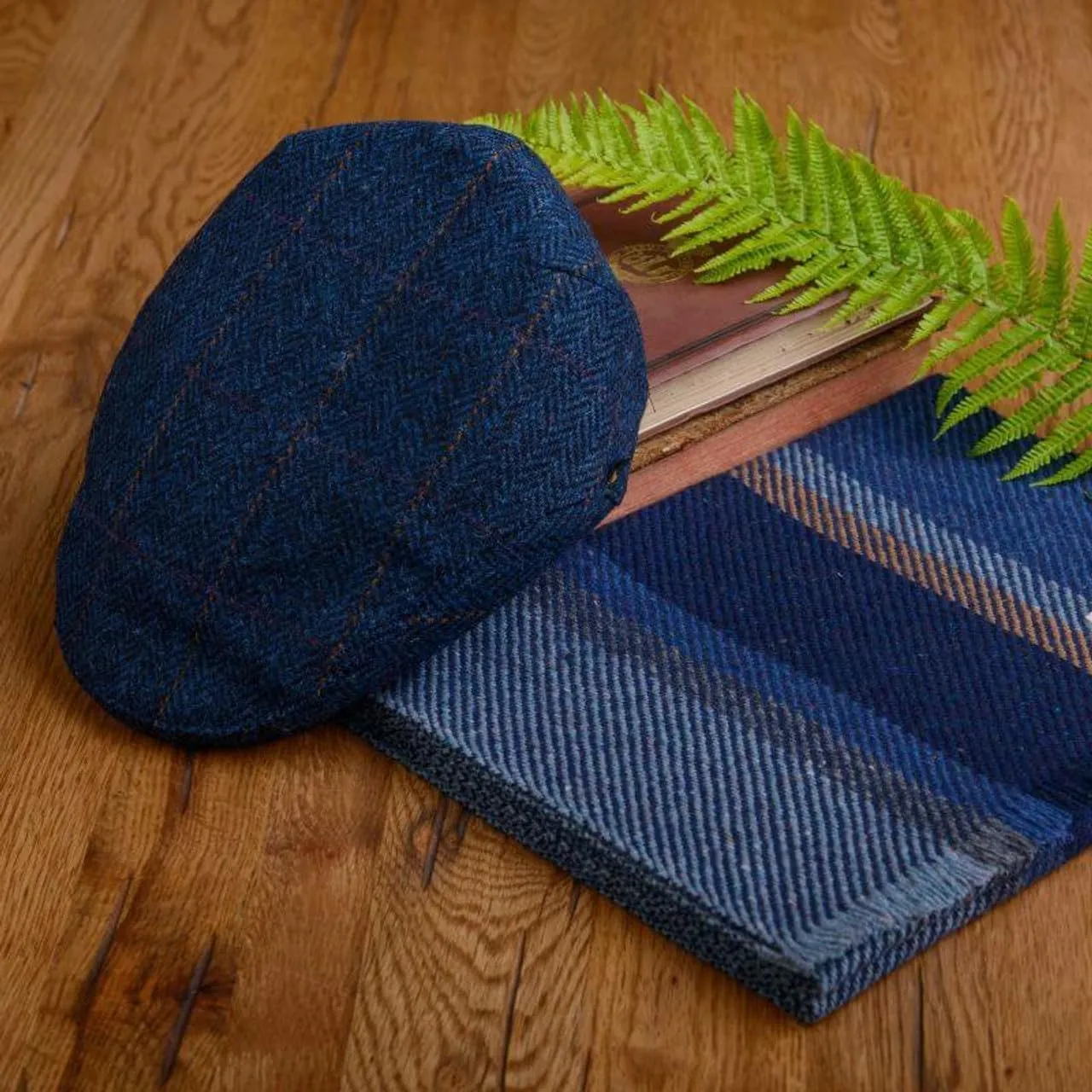 Mucros Weavers Irish Flat Cap Men Trinity Tweed Hat Driving Cap Made in Ireland