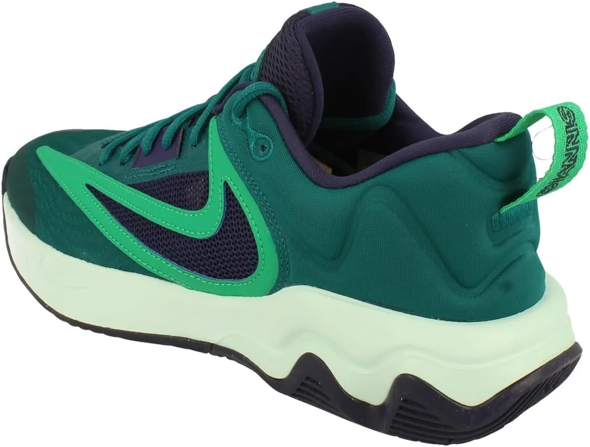 NIKE Men's Sneaker Three Quarters Tall