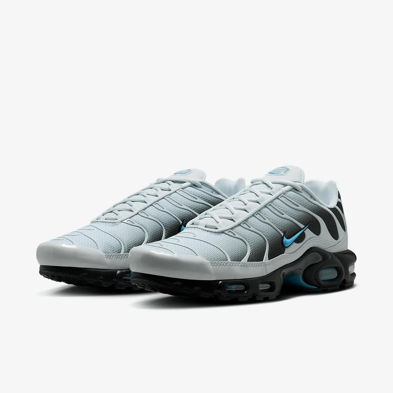 NIKE Men's Sneaker