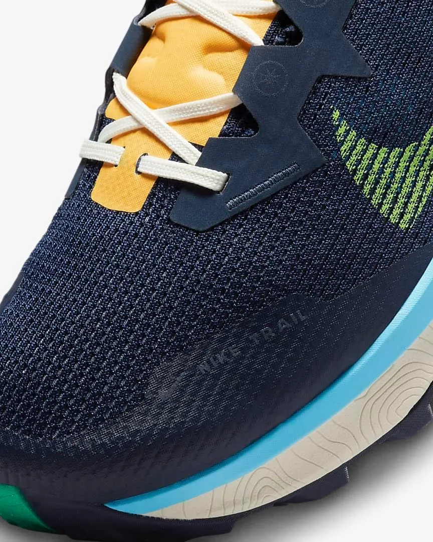 NIKE Men's Stroke Running Shoe