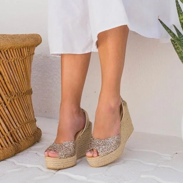 Roxy Wedge ('23 Edit) in Champagne Glitter