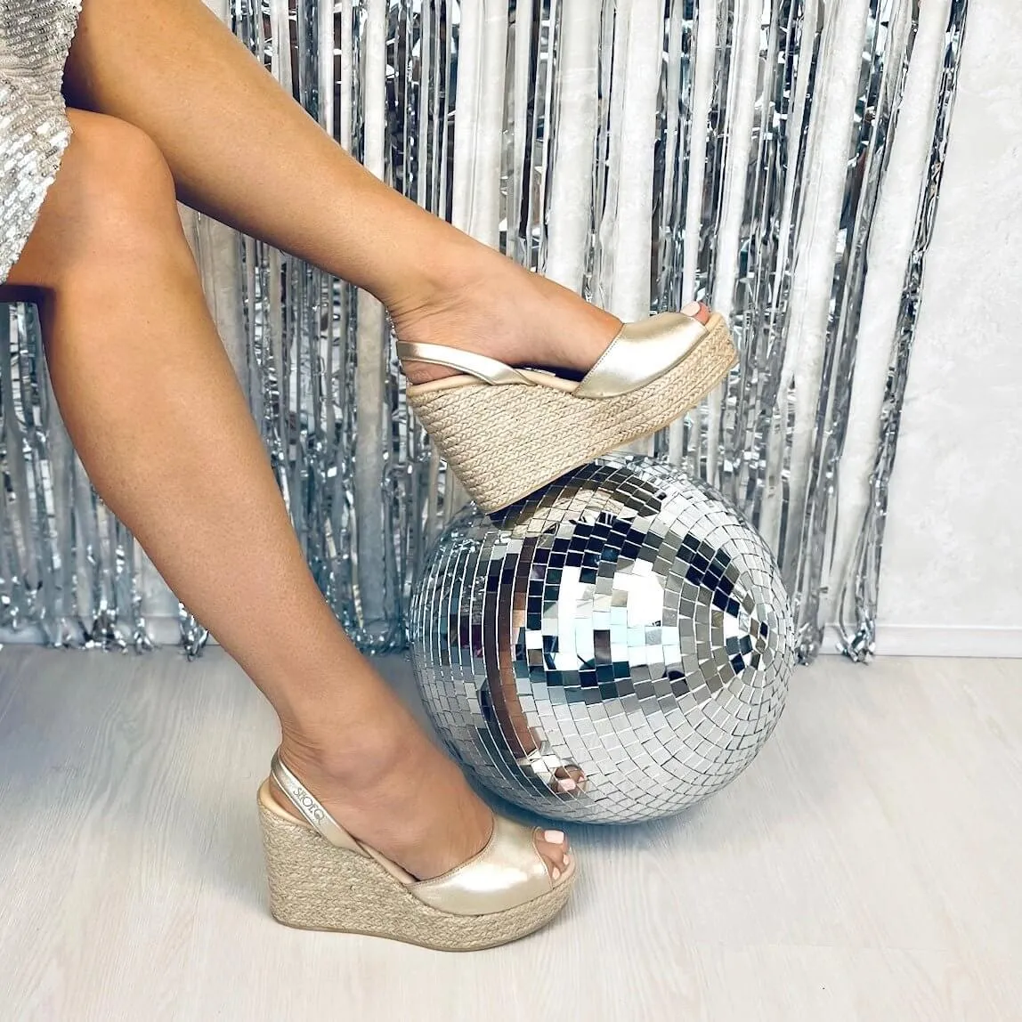 Roxy Wedge ('23 Edit) in Champagne