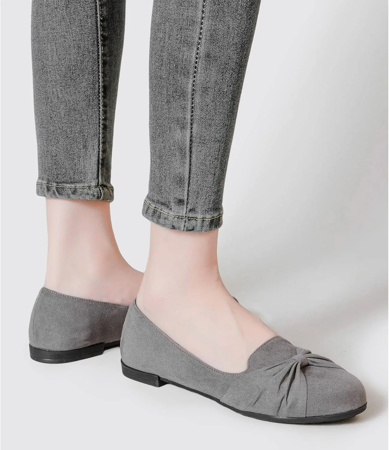 Saidoteto Women's Ballet Flats, Comfortable Round Toe Slip On Flat Shoes Classic Suede Office Dress Shoes for Work