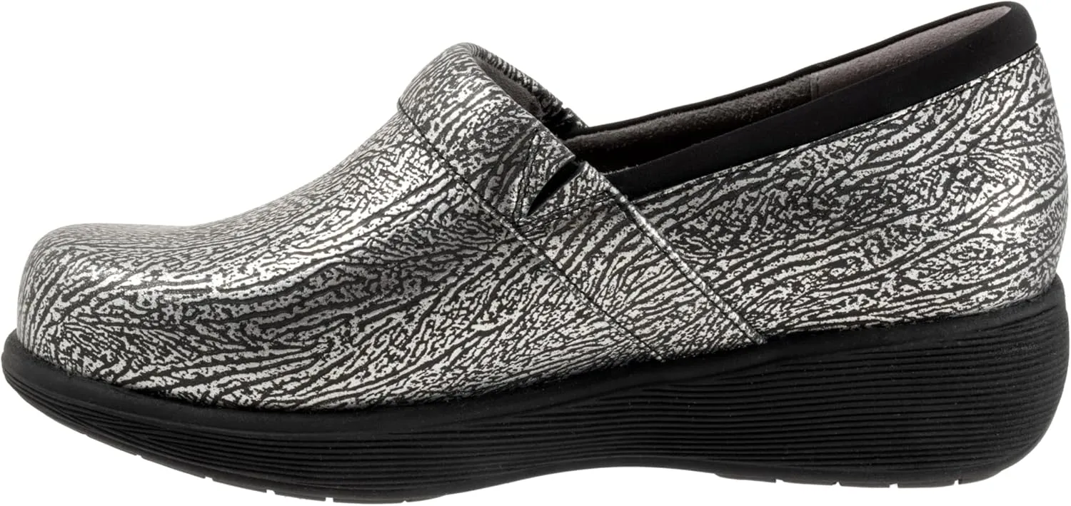 SoftWalk Women's Sonoma Ballet Flat