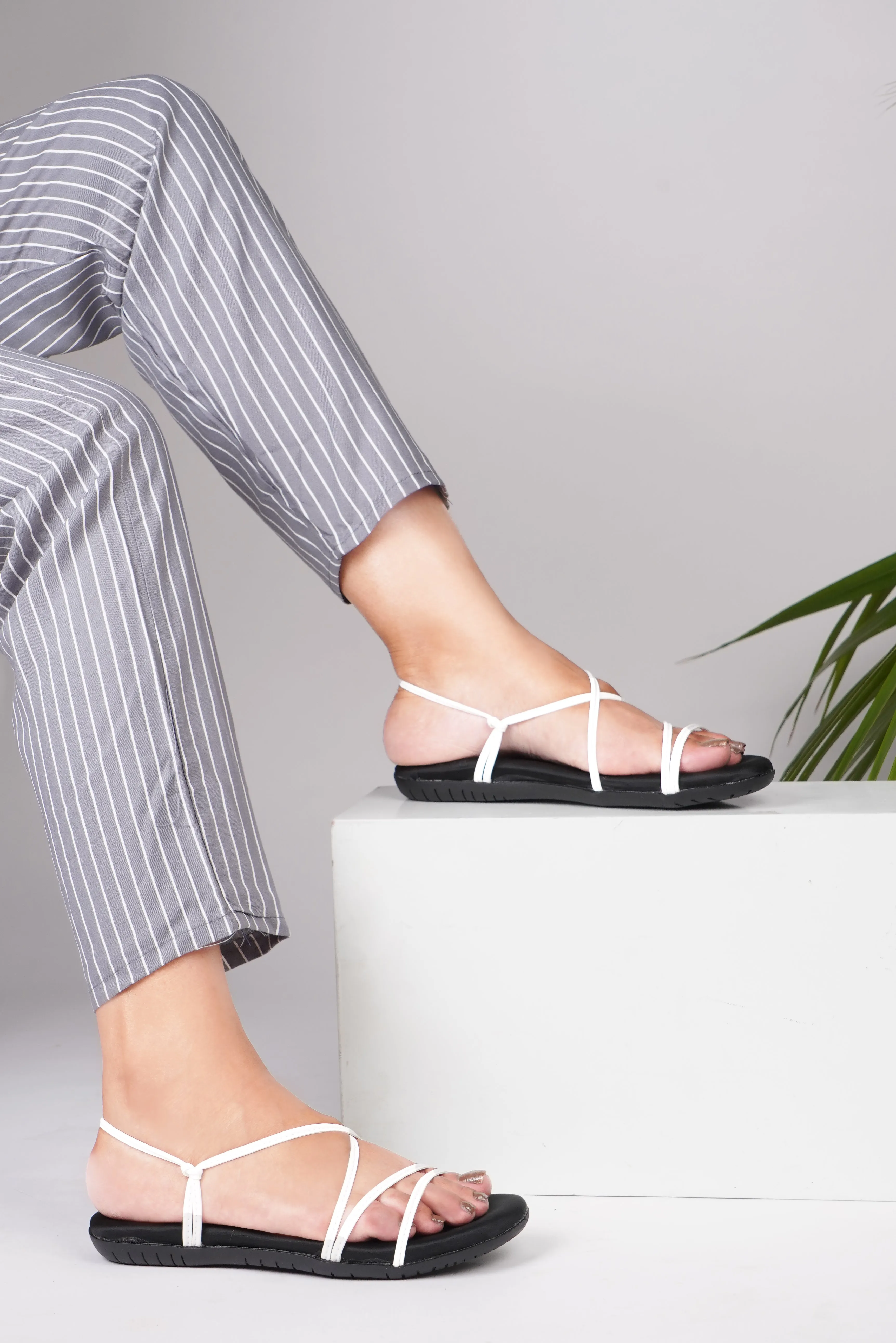 Summer Casual Cross Strappy Comfortable Flat Sandals