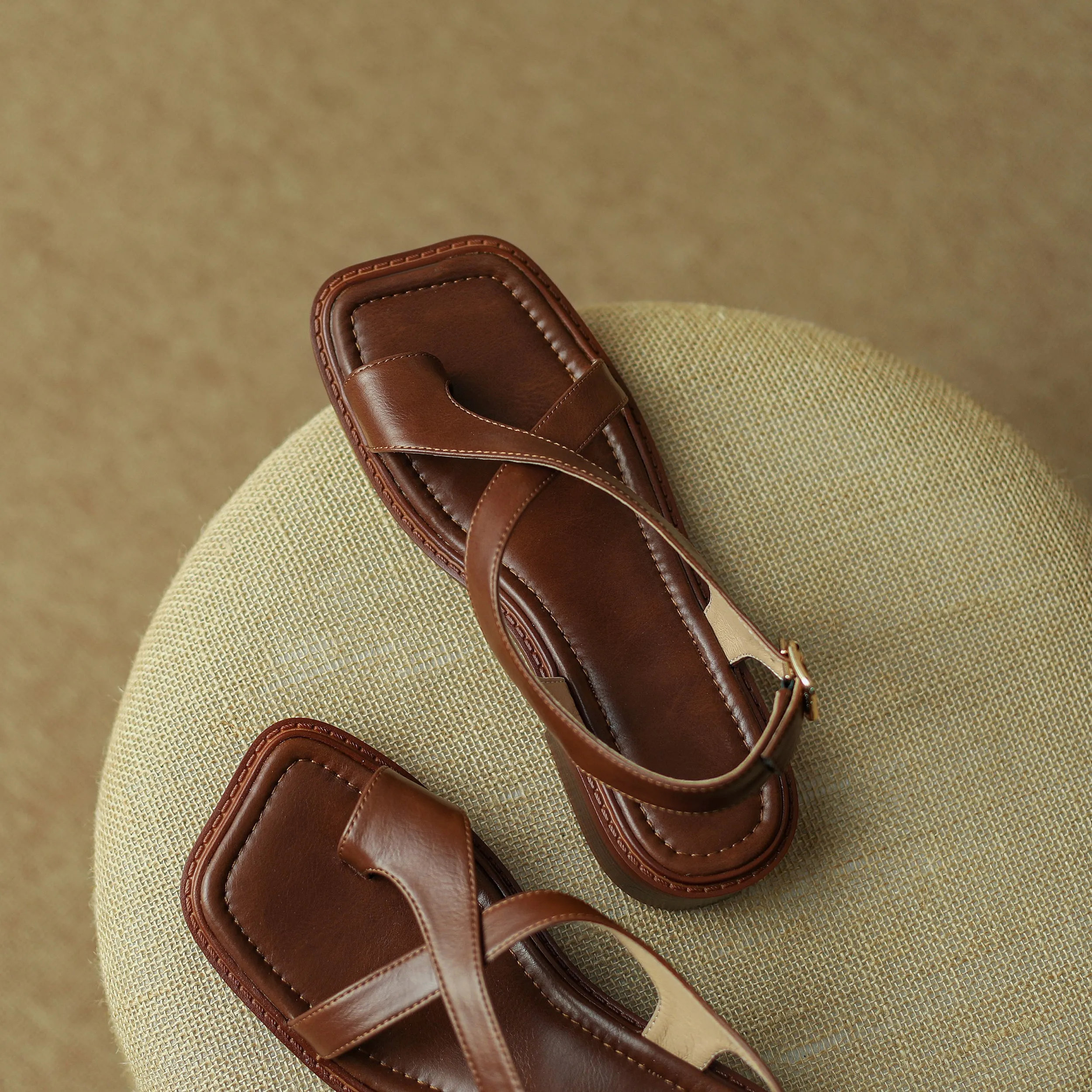 Summer Leather Comfortable Cross Straps Flat Sandals