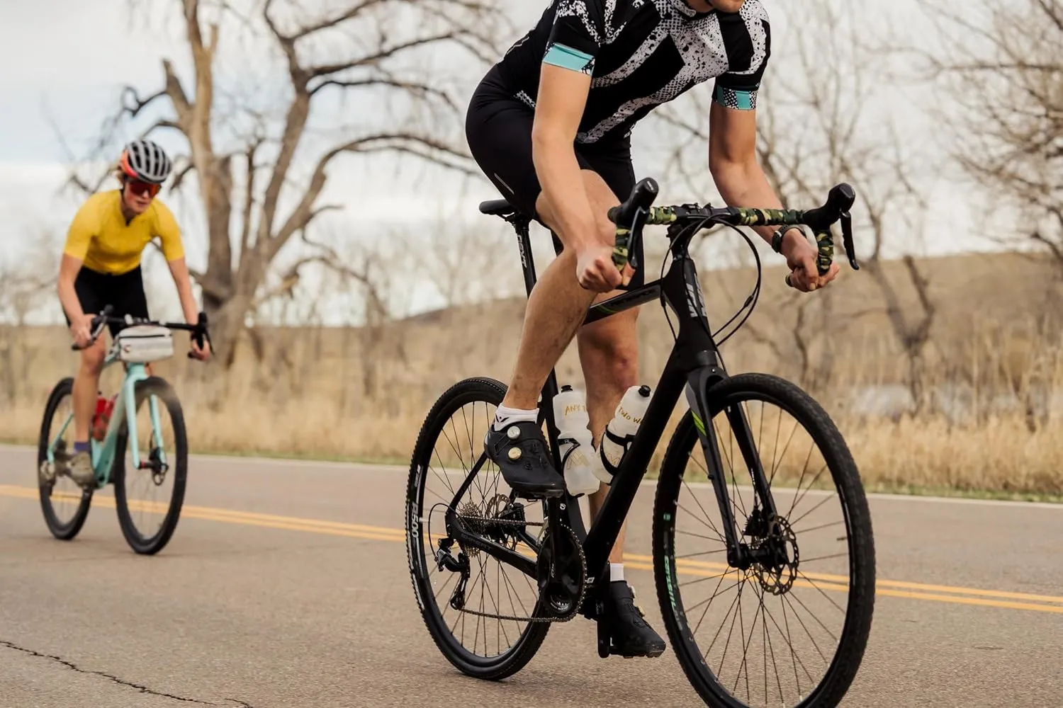 Swiftwick- ASPIRE ZERO Running & Cycling Socks