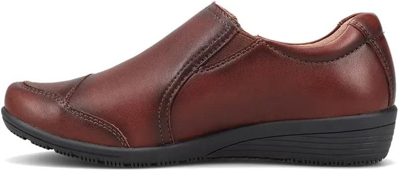 Taos Footwear Women's Character Flat