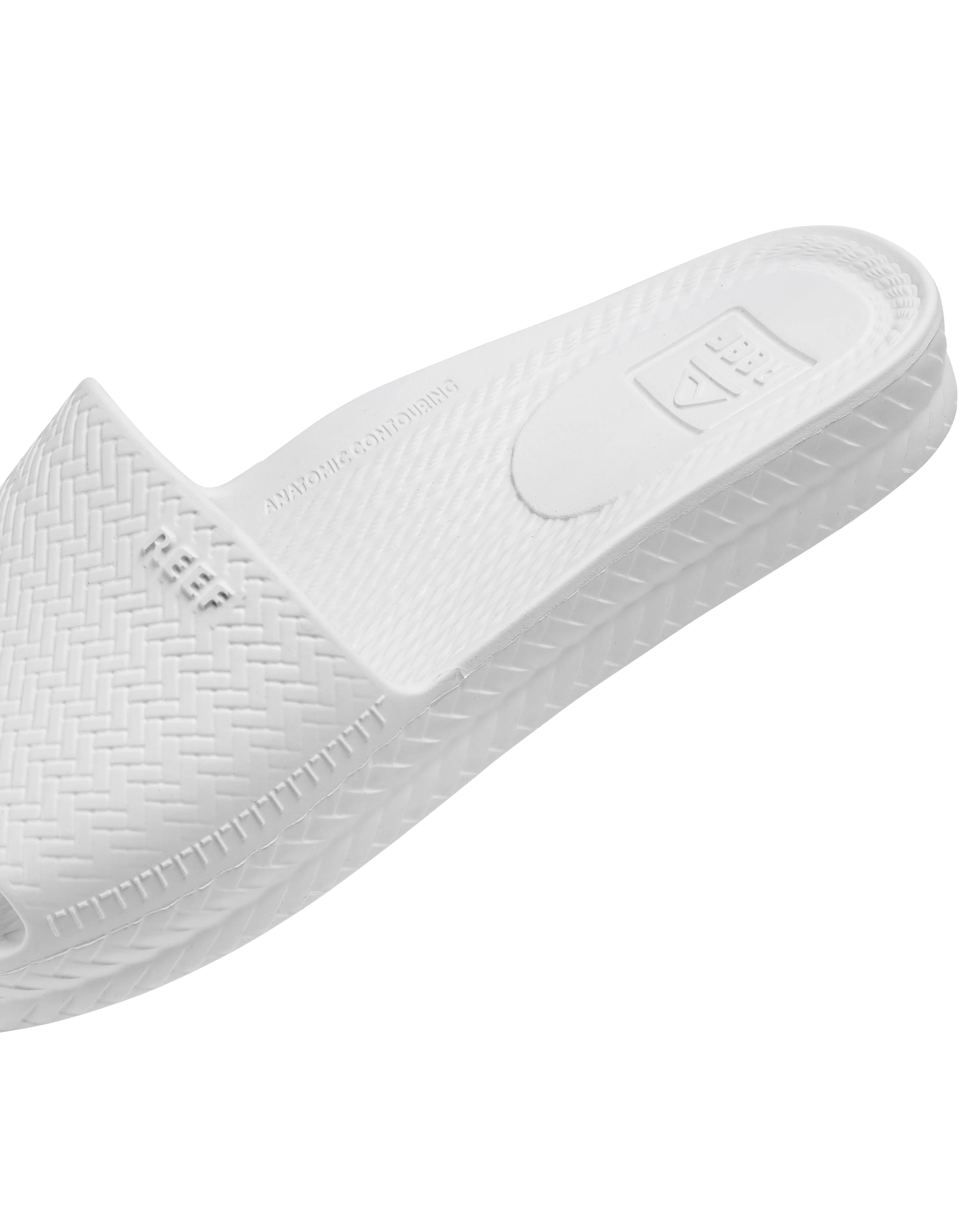 Water Scout Sliders in White