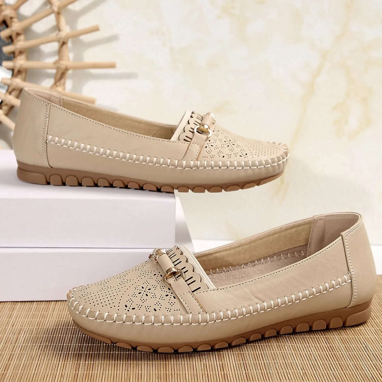 Women’s Ballet Flat Handmade Floral Hollow Round Toe Dress Shoes Casual Slip On Rope Loafer Flowers PU Leather Flats
