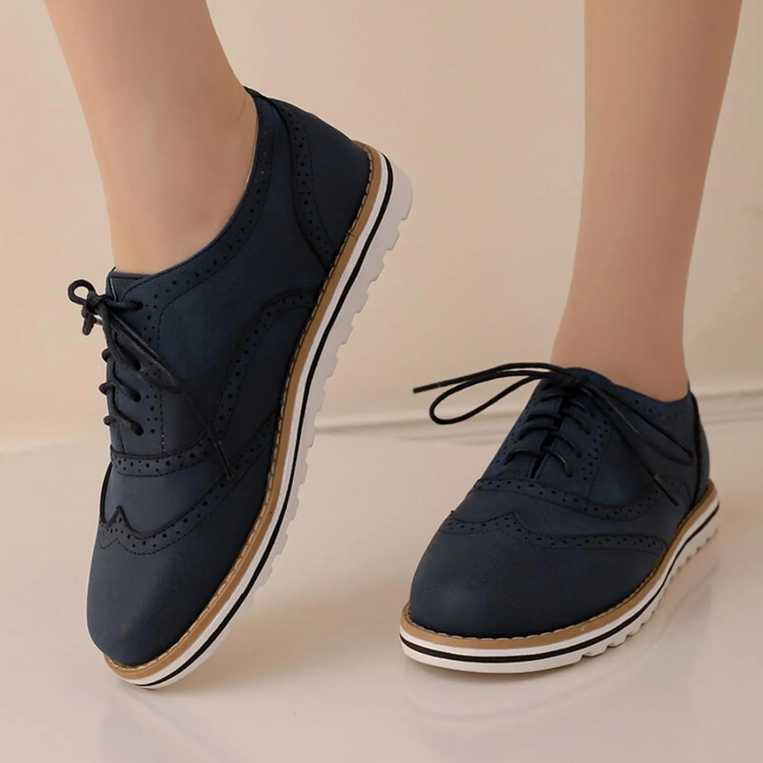 Women's Flats Lace-Up Oxfords Shoes Round Toe Low Platform Wingtip Brogues Classic Comfortable Derby Saddle Pumps
